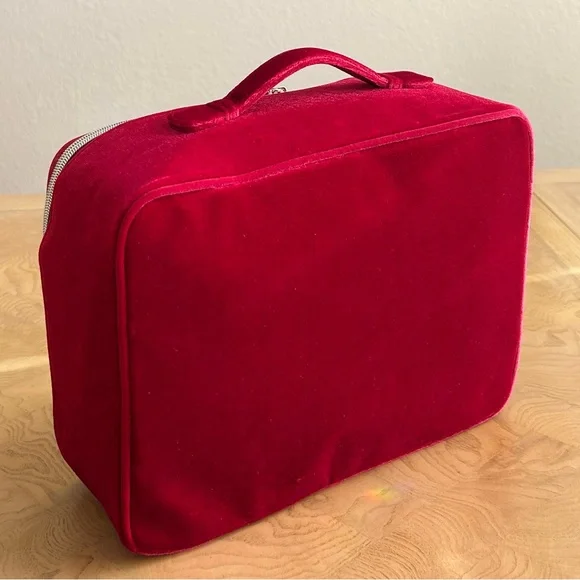 Estée Lauder Red Velvet Travel Makeup Cosmetic Case Bag - Picture 6 of 8